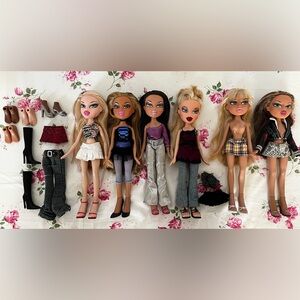 Bratz Dolls Lot